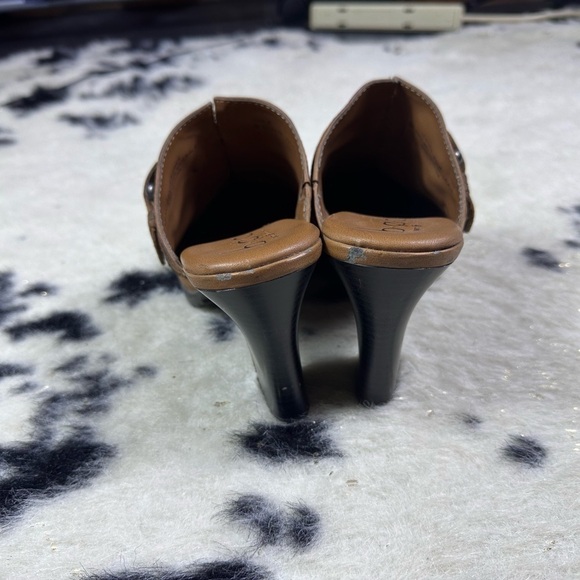 BOC Concept Women’s Brown Y2K Leather Slip On Heeled Clogs Size 9 - Picture 4 of 8